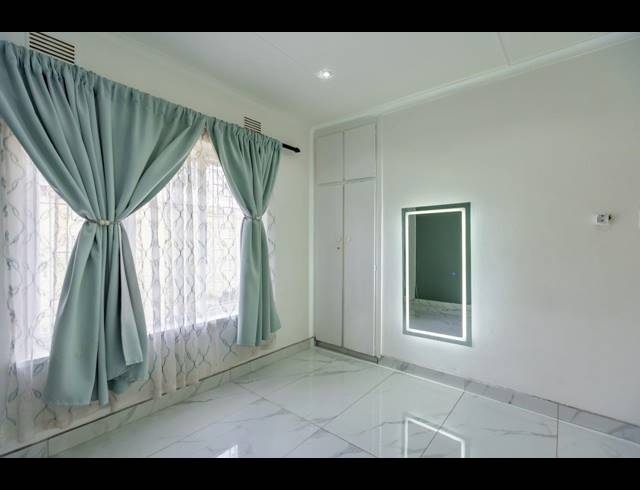 4 BEDROOM HOUSE FOR SALE IN WESTVILLE